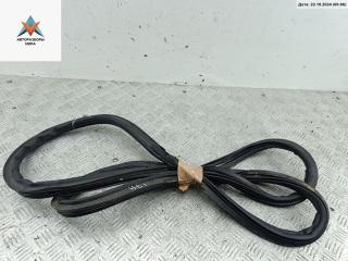 Уплотнитель крышки (двери) багажника Peugeot 308 T9 2014, 1.6 л., бензин, МКПП, чёрный, хетчбэк 5 дв.