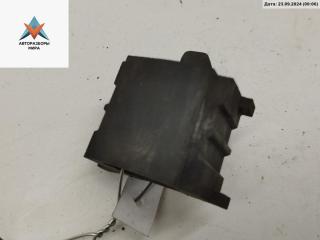 кронштейн радиатора Audi A4 B5 1996, 2.6 л., бензин, АКПП, зелёный, универсал