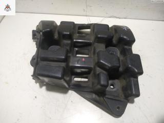 кронштейн заднего бампера Peugeot 207 1 поколение 2007, 1.4 л., бензин, МКПП, серый, универсал, 9680251880, 00007416F7