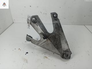 кронштейн двигателя Audi A4 B6 2001, 2.5 л., дизель, МКПП, синий, универсал, 8E0199307F