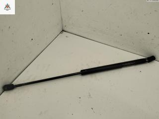 амортизатор крышки багажника (3-5 двери) Volkswagen Golf 3 поколение 1996, 1.4 л., бензин, МКПП, синий, хетчбэк 3 дв., 1H6827550A