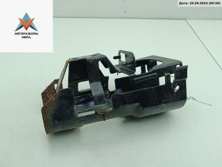 кронштейн (крепление) Dacia (Renault) Sandero I 2012, 1.5 л., дизель, МКПП, белый, хетчбэк 5 дв., 8200760312