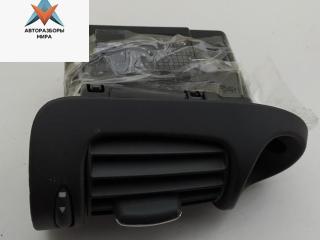 дефлектор обдува салона Mercedes-Benz Vaneo W414 2003, 1.6 л., бензин, МКПП, чёрный, минивэн, A4148300154