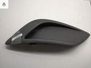 заглушка (решетка) в бампер Ford Focus 2 поколение [рестайлинг] 2008, 1.4 л., бензин, МКПП, синий, хетчбэк 3 дв.