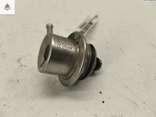 регулятор давления топлива Volkswagen Golf 4 поколение 1998, 1.4 л., бензин, МКПП, красный, хетчбэк 3 дв., 036133035A