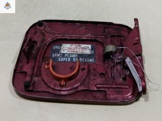 лючок топливного бака Nissan Primera P11 1999, 2.0 л., бензин, МКПП, красный, универсал