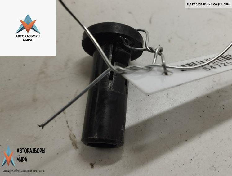 кронштейн радиатора Audi A4 B5 1996, 2.6 л., бензин, АКПП, зелёный, универсал, 8D0121200 - фото №1