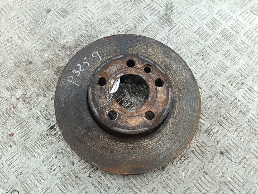 диск тормозной передний Volkswagen Sharan 1 поколение 1995, 2.8 л., бензин, АКПП, зелёный, минивэн - фото №1