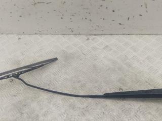 Щеткодержатель (поводок стеклоочистителя) передний Ford Fiesta 5 поколение 2002, 1.4 л., бензин, МКПП, серый, хетчбэк 3 дв.