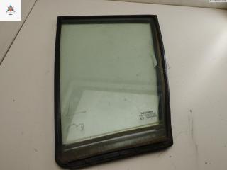 форточка задняя левая Nissan Tiida C11 [рестайлинг] 2010, 1.6 л., бензин, МКПП, красный, хетчбэк 5 дв., 82273EL00A