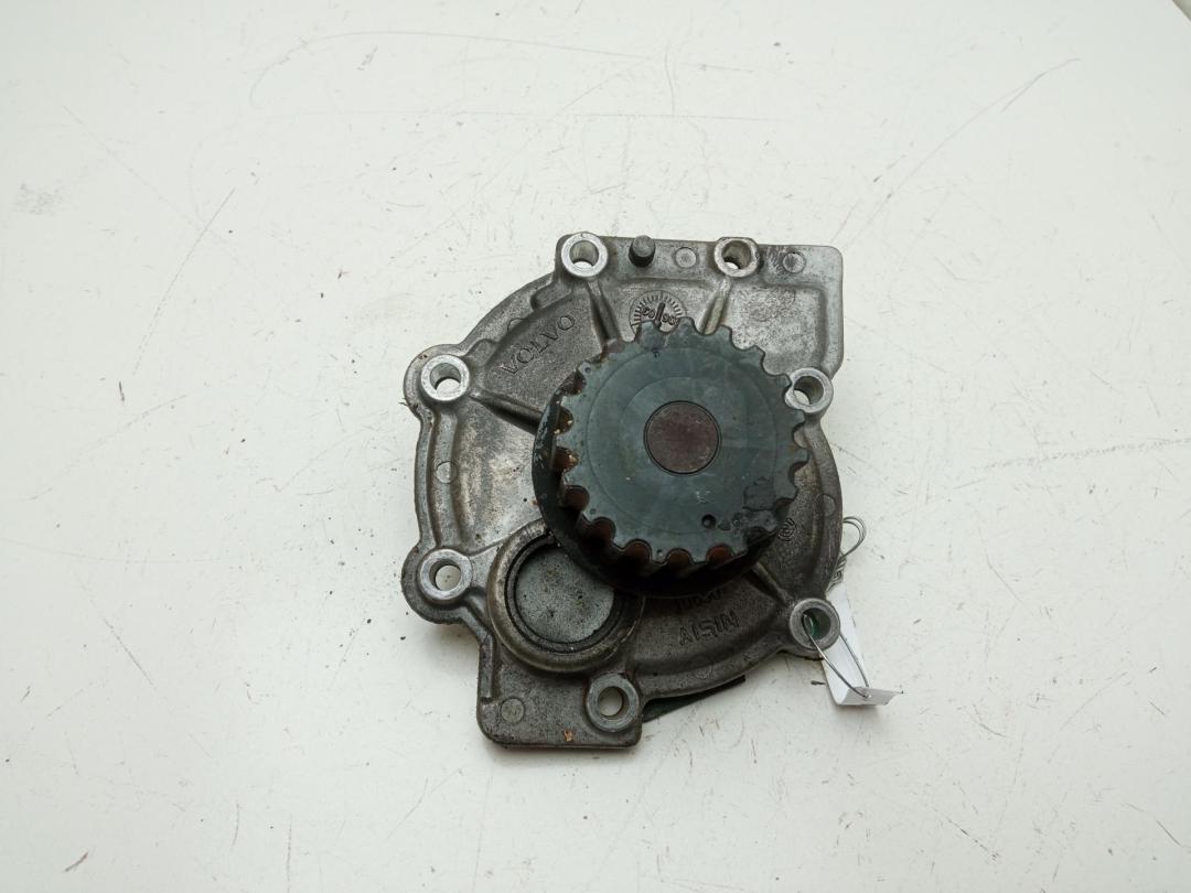 насос антифриза дополнительный Volvo S40 / V50 2006, 2.5 л., бензин, МКПП, чёрный, седан