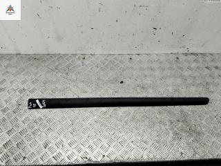 молдинг двери передней правой Peugeot 307 1 поколение 2004, 1.4 л., бензин, МКПП, серый, универсал, 9634011077