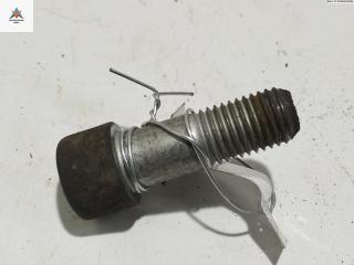 Болт крепления Citroen Xantia 1 поколение 1996, 1.8 л., бензин, МКПП, красный, хетчбэк 5 дв.