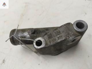 фланец (тройник) системы охлаждения Opel Vectra B [рестайлинг] 2000, 1.6 л., бензин, МКПП, чёрный, седан, 9129221