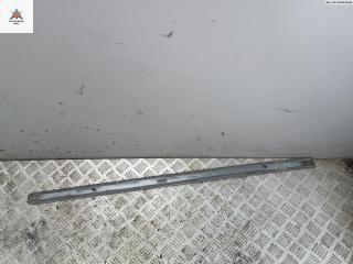 молдинг двери передней правой Opel Meriva 1 поколение (A) [рестайлинг] 2006, 1.4 л., бензин, МКПП, серый, минивэн, 93318764