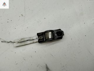 коромысло клапана (рокер) Volkswagen Golf 4 поколение 2003, 1.4 л., бензин, МКПП, серый, хетчбэк 3 дв.