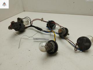 Патрон лампы фонаря Land Rover Discovery 3 поколение 2007, 2.7 л., дизель, АКПП, серый, внедорожник 5 дв.