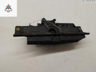 ручка крышки багажника Audi A4 B5 [рестайлинг] 1998, зелёный, универсал, 8D9827565C