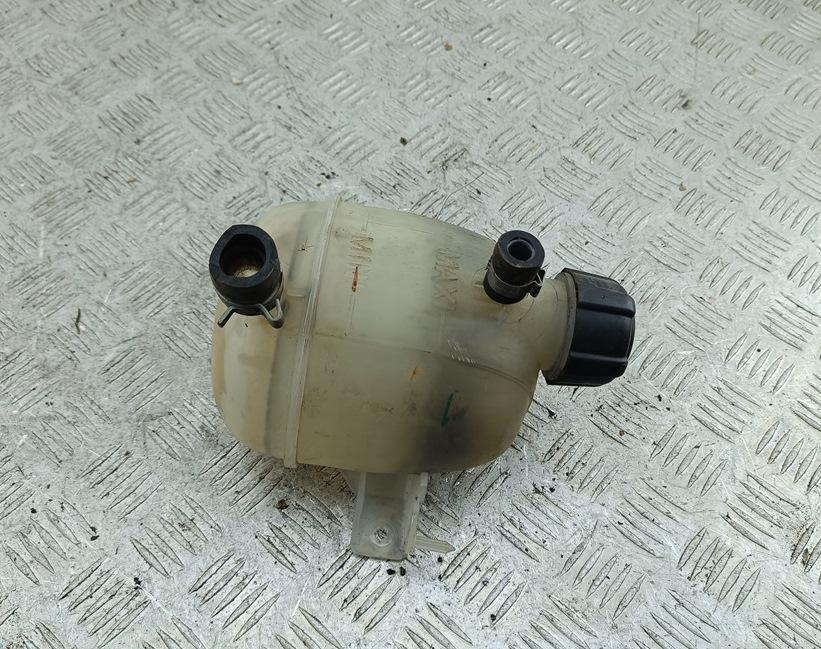 бачок расширительный Dacia (Renault) Sandero I 2009, 1.4 л., бензин, 8200766826