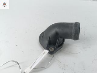 фланец (тройник) системы охлаждения Audi A4 B5 1996, 1.8 л., Ti, бензин, АКПП, зелёный, универсал, 030121121B