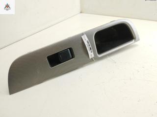 кнопка стеклоподъемника заднего левого Nissan Tiida C11 [рестайлинг] 2010, 1.6 л., бензин, МКПП, красный, хетчбэк 5 дв., 82961EL11A