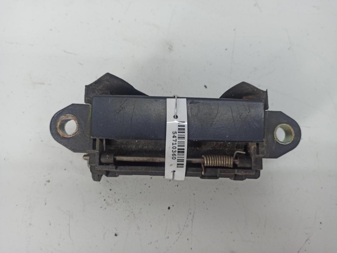 ручка наружная задняя левая Audi 80 8C/B4 1992, 2.0 л., бензин, МКПП, серый, седан, 8A0839205 - фото №1