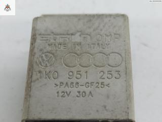 реле (прочие) Audi A3 8P/8PA [рестайлинг] 2007, 1.6 л., бензин, МКПП, чёрный, хетчбэк 3 дв., 1K0951253