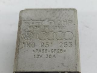 реле (прочие) Audi A3 8P/8PA [рестайлинг] 2007, 1.6 л., бензин, МКПП, чёрный, хетчбэк 3 дв., 1K0951253