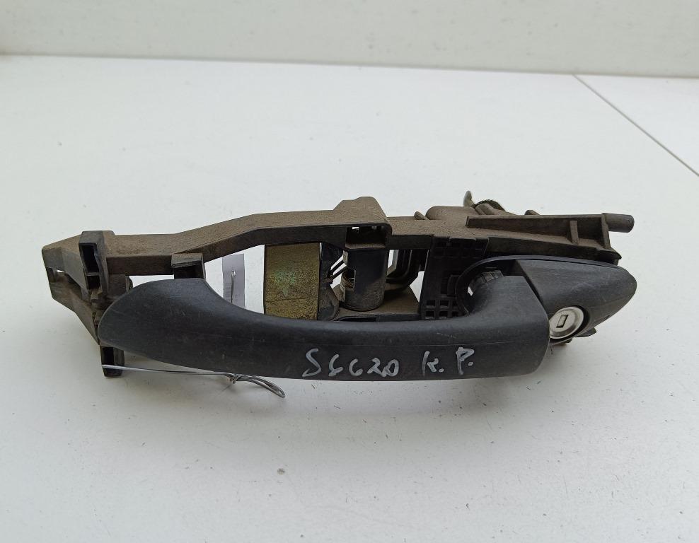 ручка наружная передняя левая Mercedes-Benz C W203 2003, 2.2 л., дизель, МКПП, серый, универсал, A2117601970, A2037600134