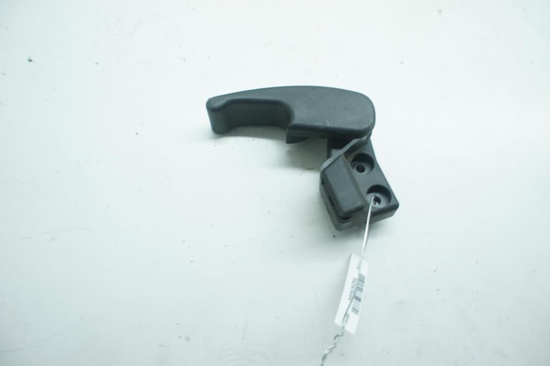 ручка открывания капота Ford Galaxy 2001, 1.9 л., дизель, МКПП, серый, минивэн, 1N1823533