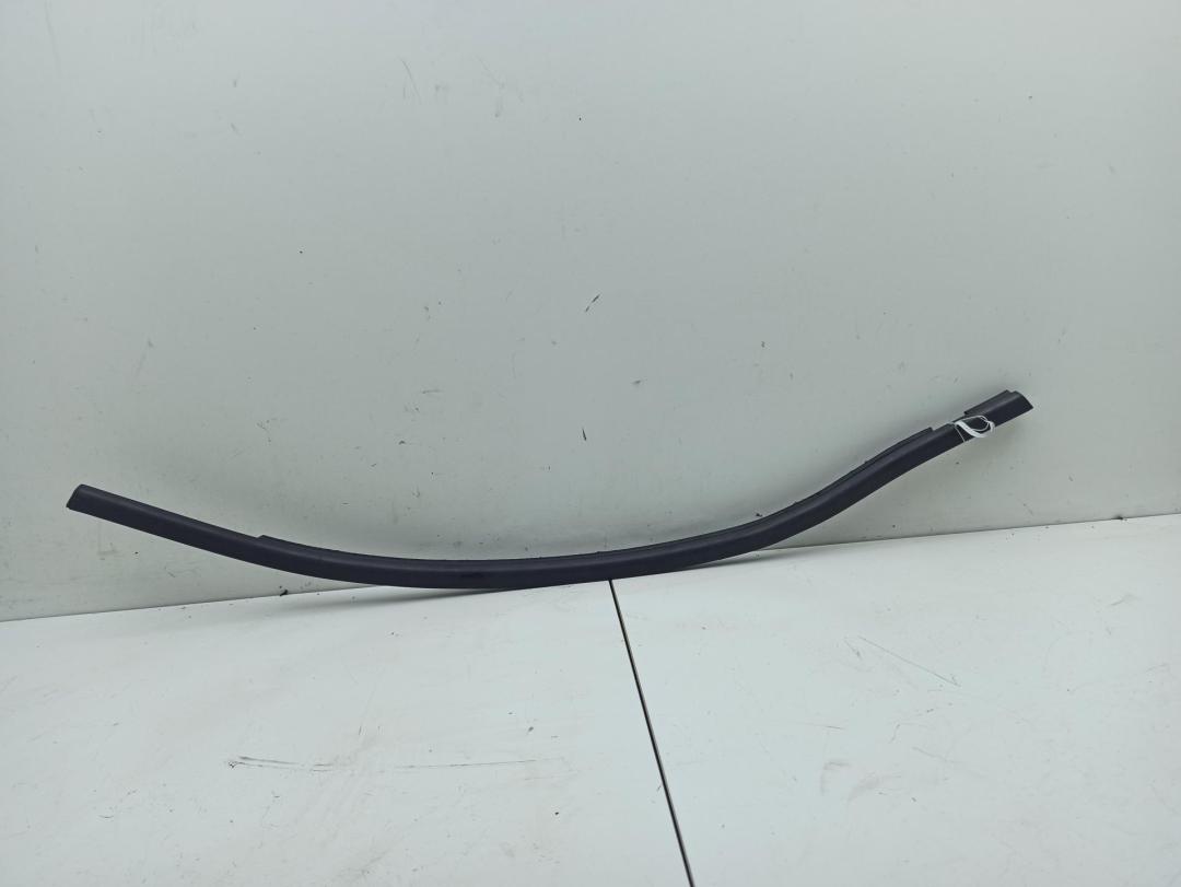 Молдинг стекла двери задней правой наружный Opel Meriva B 2013, 1.4 л., бензин, МКПП, серый, минивэн
