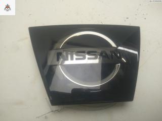 эмблема Nissan Micra 5 поколение K14 2017, 1.5 л., дизель, МКПП, синий, хетчбэк 5 дв., 628905FA0B