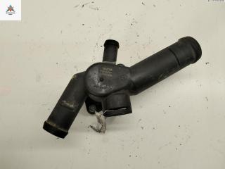 фланец (тройник) системы охлаждения Volkswagen Golf 4 поколение 1999, 1.6 л., бензин, МКПП, чёрный, хетчбэк 3 дв., 987067858