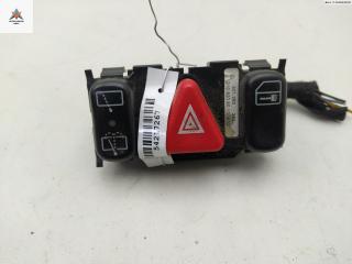 кнопка аварийной сигнализации Mercedes-Benz E-Класс W210/S210 [рестайлинг] 2002, 2.2 л., дизель, МКПП, жёлтый, универсал, 2108208010