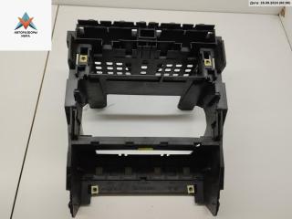 рамка под магнитолу Audi A4 B6 2004, 2.0 л., бензин, МКПП, серый, универсал, 8E0858005E