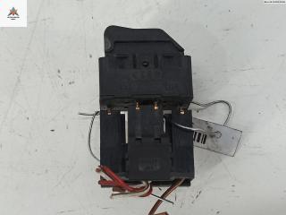 кнопка стеклоподъемника переднего левого Audi A4 B5 [рестайлинг] 2000, 1.9 л., дизель, МКПП, серый, универсал, 4D0959855