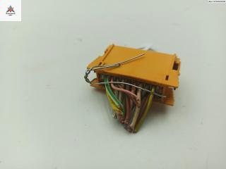 разъем (фишка) проводки Renault Laguna 1 поколение [рестайлинг] 1999, 1.8 л., бензин, МКПП, серый, универсал, 197942