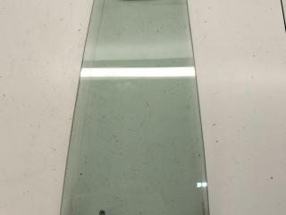 форточка задняя правая Volkswagen Golf 4 поколение 1999, 2.0 л., бензин, МКПП, красный, универсал, 43R-000980