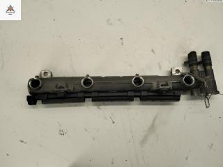 топливная рампа Volkswagen Golf 4 поколение 2000, 1.4 л., бензин, МКПП, белый, хетчбэк 5 дв., 036133319B