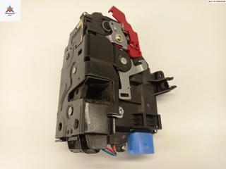 замок двери передней левой Volkswagen Golf 6 поколение 2012, 1.6 л., дизель, робот, серый, универсал, 3D2837015K