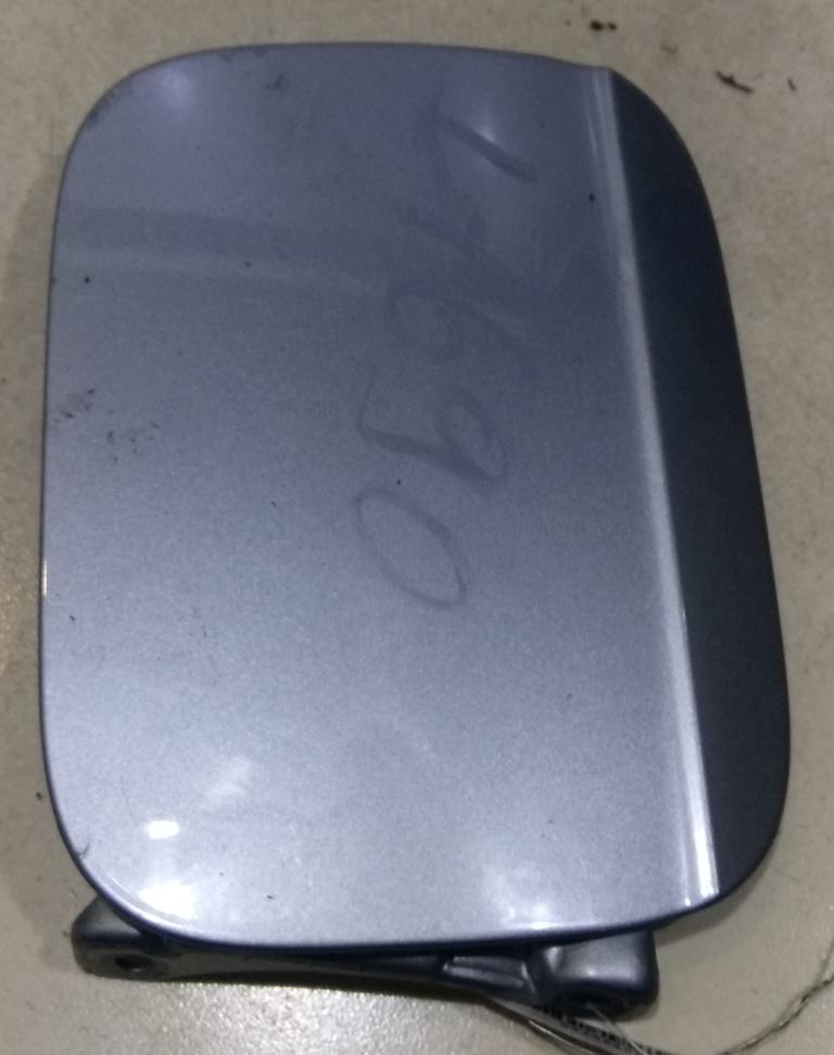 лючок топливного бака Audi A4 B7 2005, 1.9 л., дизель, МКПП, серый, седан, 8E0809905E