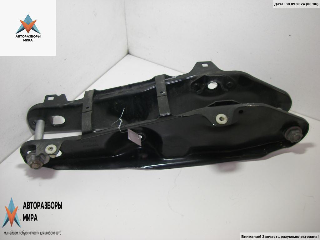 рычаг задний левый BMW 5 серия G30/G31 2018, 3.0 л., бензин, АКПП, серый, универсал, 33326861131 - фото №1