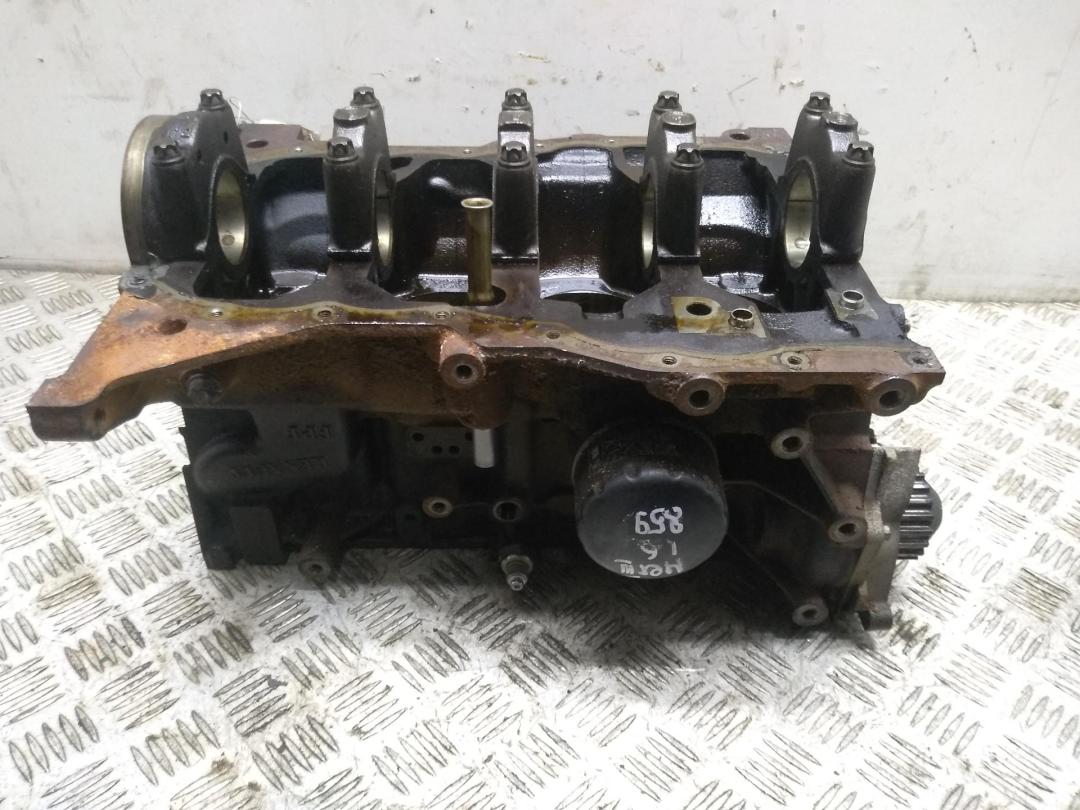 блок цилиндров Renault Megane III 2011, 1.6 л., бензин, МКПП, K4M858