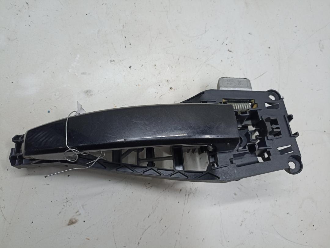 ручка наружная передняя левая Opel Corsa D 2008, 1.3 л., дизель, МКПП, чёрный, хетчбэк 3 дв., 13242975