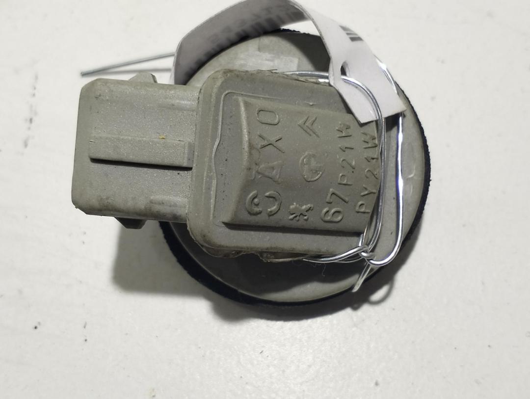 Патрон лампы фонаря Peugeot 407 2005, 2.0 л., дизель, МКПП, чёрный, универсал