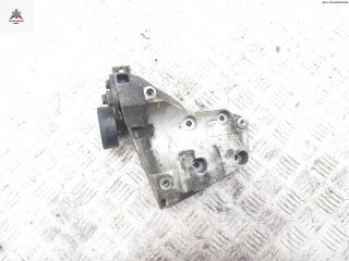 кронштейн компрессора кондиционера BMW 5 серия E39 1997, 2.5 л., дизель, МКПП, синий, седан, 2246146