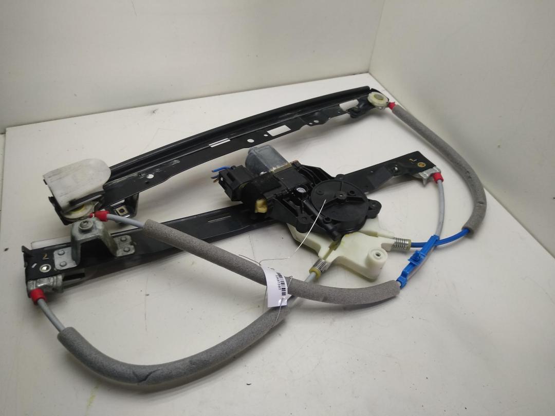 стеклоподъемник электрический передний правый Ford B-max 2013, 1.5 л., дизель, МКПП, белый, минивэн, 6CP114553L4A