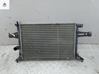 радиатор охлаждения Opel Zafira 1 поколение (A) 1999, 1.8 л., бензин, МКПП, серый, минивэн