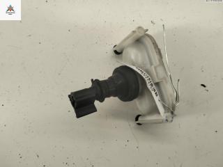 активатор замка багажника Volkswagen Passat B3 1989, 1.8 л., бензин, МКПП, серый, седан, 357862153A