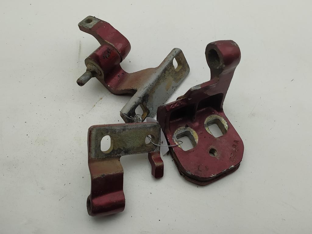петля двери Ford Courier 1996, красный, фургон